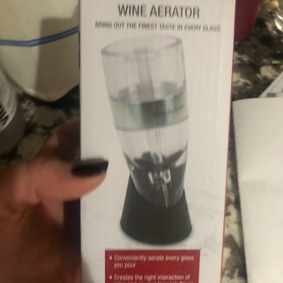 NWT brooks tone wine aerator - Picture 2 of 4
